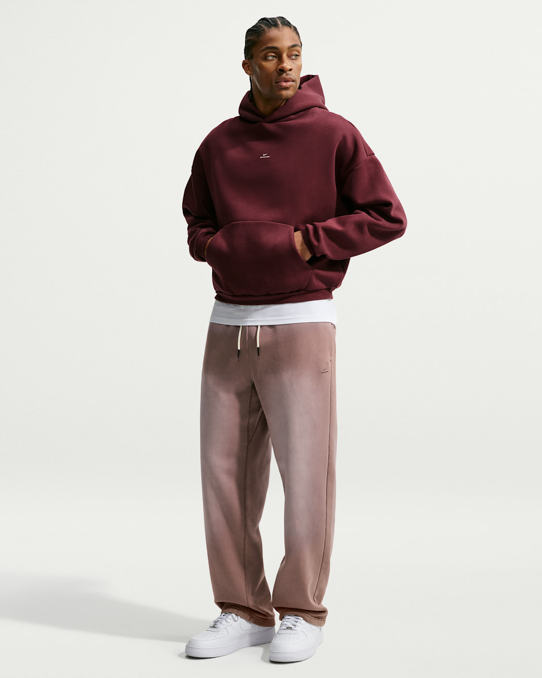 Nike Standard Issue Men's Brushed Heavy Oversized Basketball Pants - Mink Brown/Pale Ivory/Black