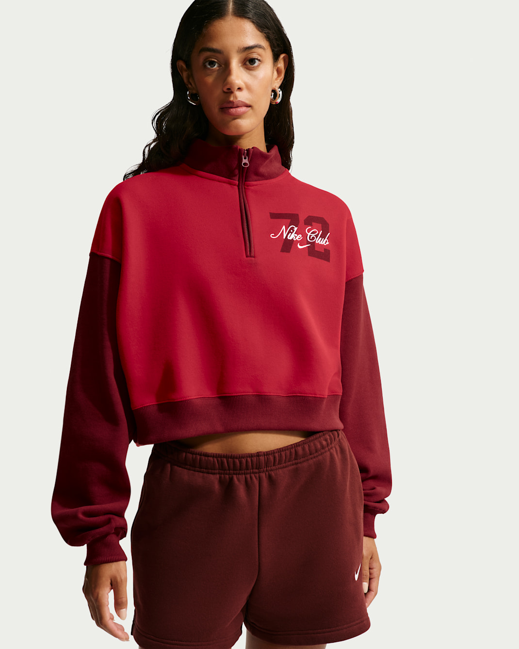 Nike Studio Fleece mellomtykk, ekstra romslig kort overdel med glidelås i halsen til dame - Gym Red/Team Red