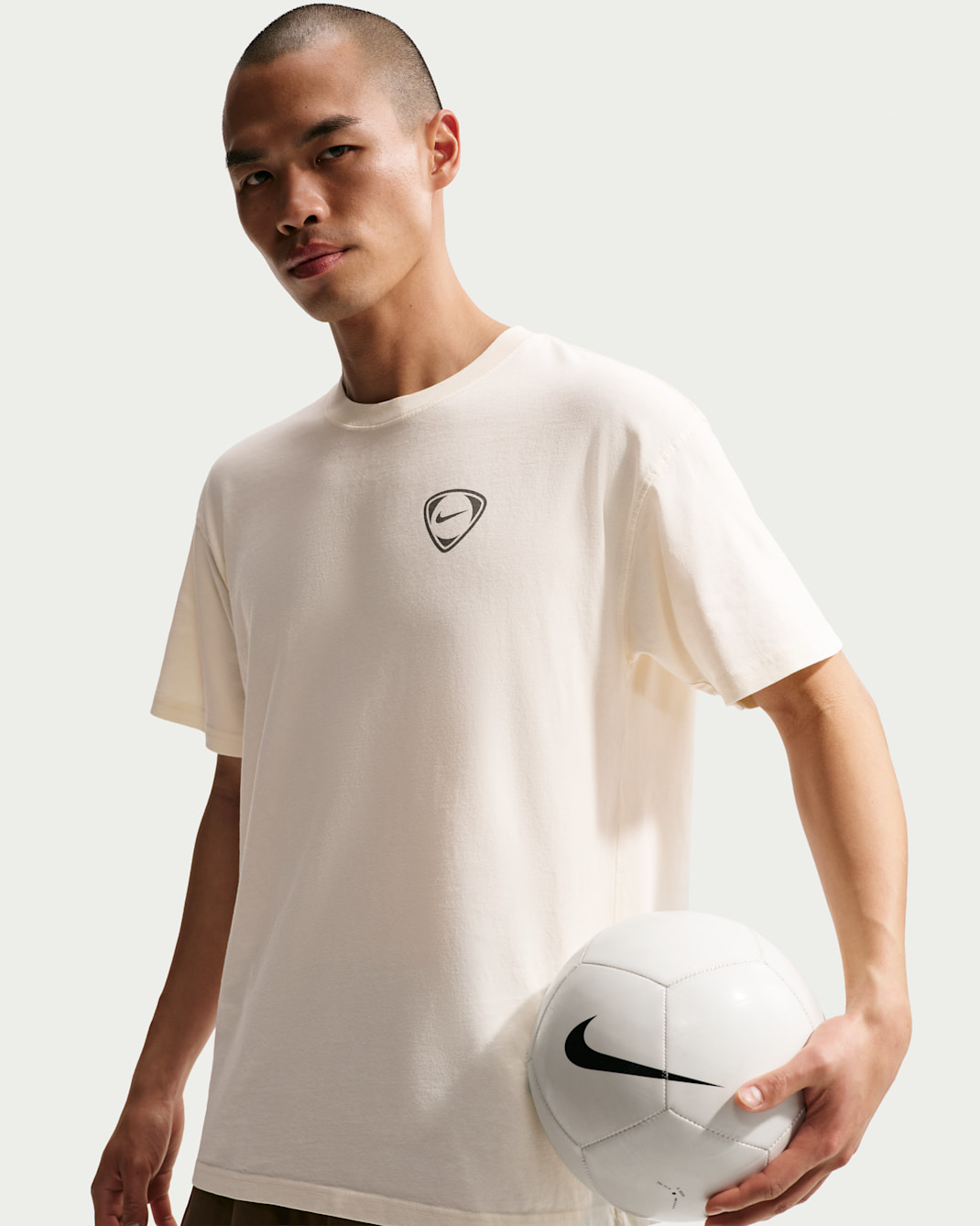 Nike Men's Football T-Shirt - Pale Ivory