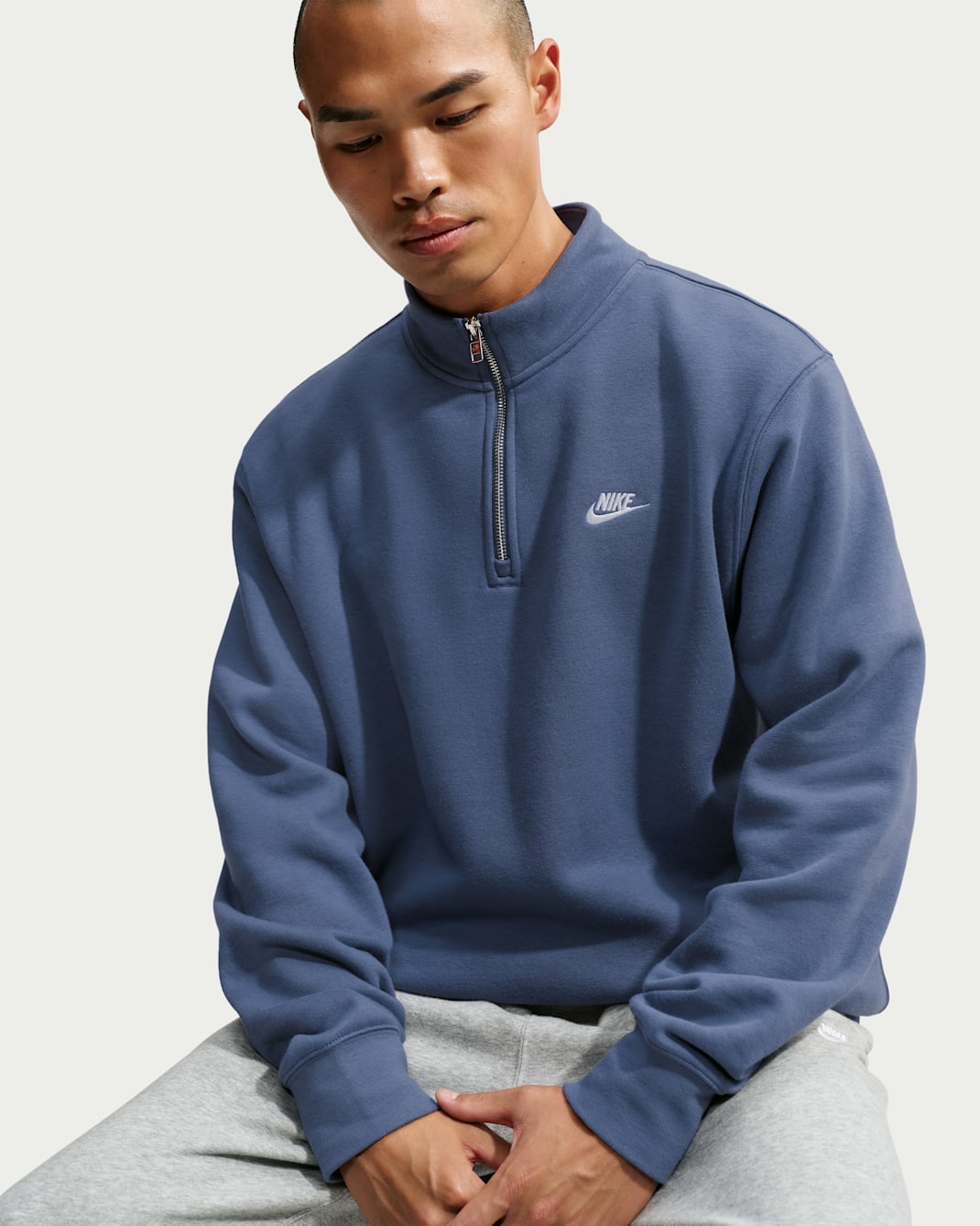 Nike Sportswear Club Men's 1/2-Zip Fleece Top - Diffused Blue/Diffused Blue/White