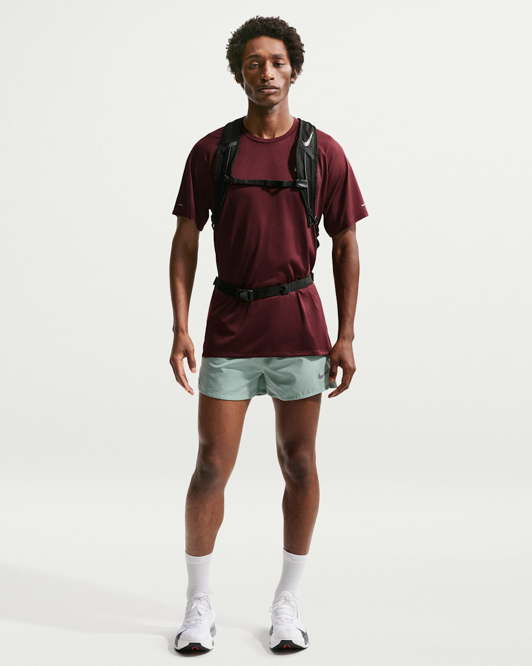 Nike Fast Dri-FIT 8 cm-es, belső rövidnadrággal bélelt férfi futórövidnadrág - Steam/Fekete