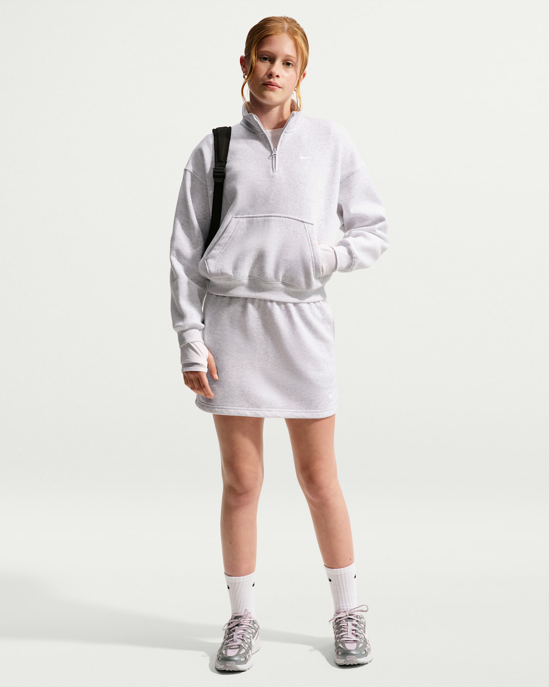 Kjol i sweatshirttyg Nike Sportswear Studio Fleece för ungdom (tjejer) - Birch Heather/Vit/Vit