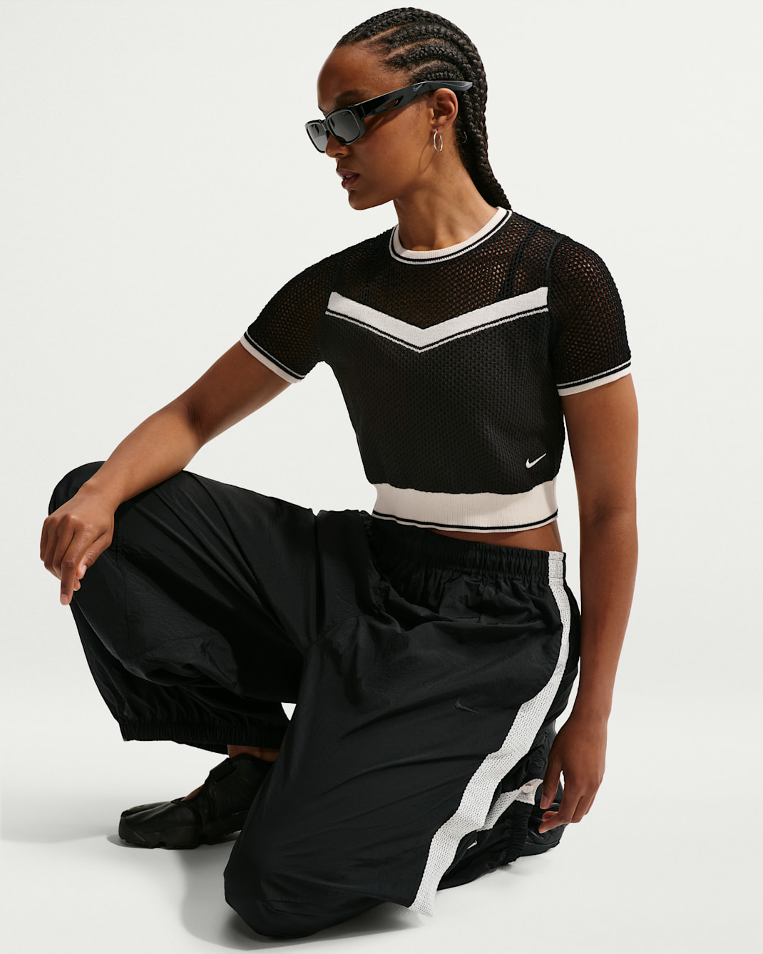 Nike Sportswear Chill Knit Women's Tight Cropped Top - Black/Chalk/Chalk