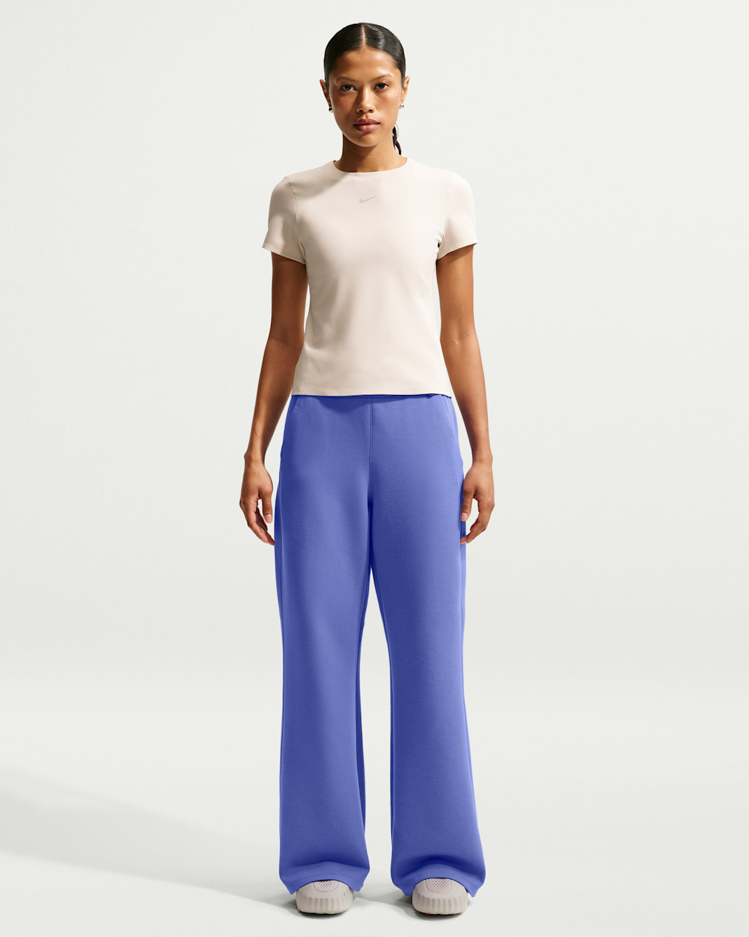Nike 24.7 ImpossiblySoft Women's Dri-FIT High-Waisted Loose Flared Pants - Sapphire/Deep Night