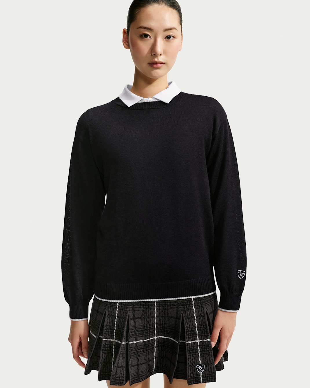 나이키 테일러드 퍼포먼스 여성 드라이 핏 루즈 긴팔 골프 스웨터 - 블랙/세일