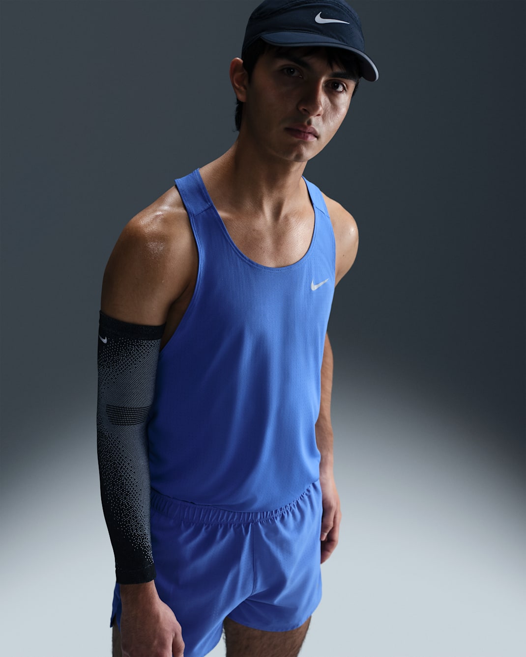 Playera sin mangas de running Dri-FIT para hombre Nike Fast - Azul cometa