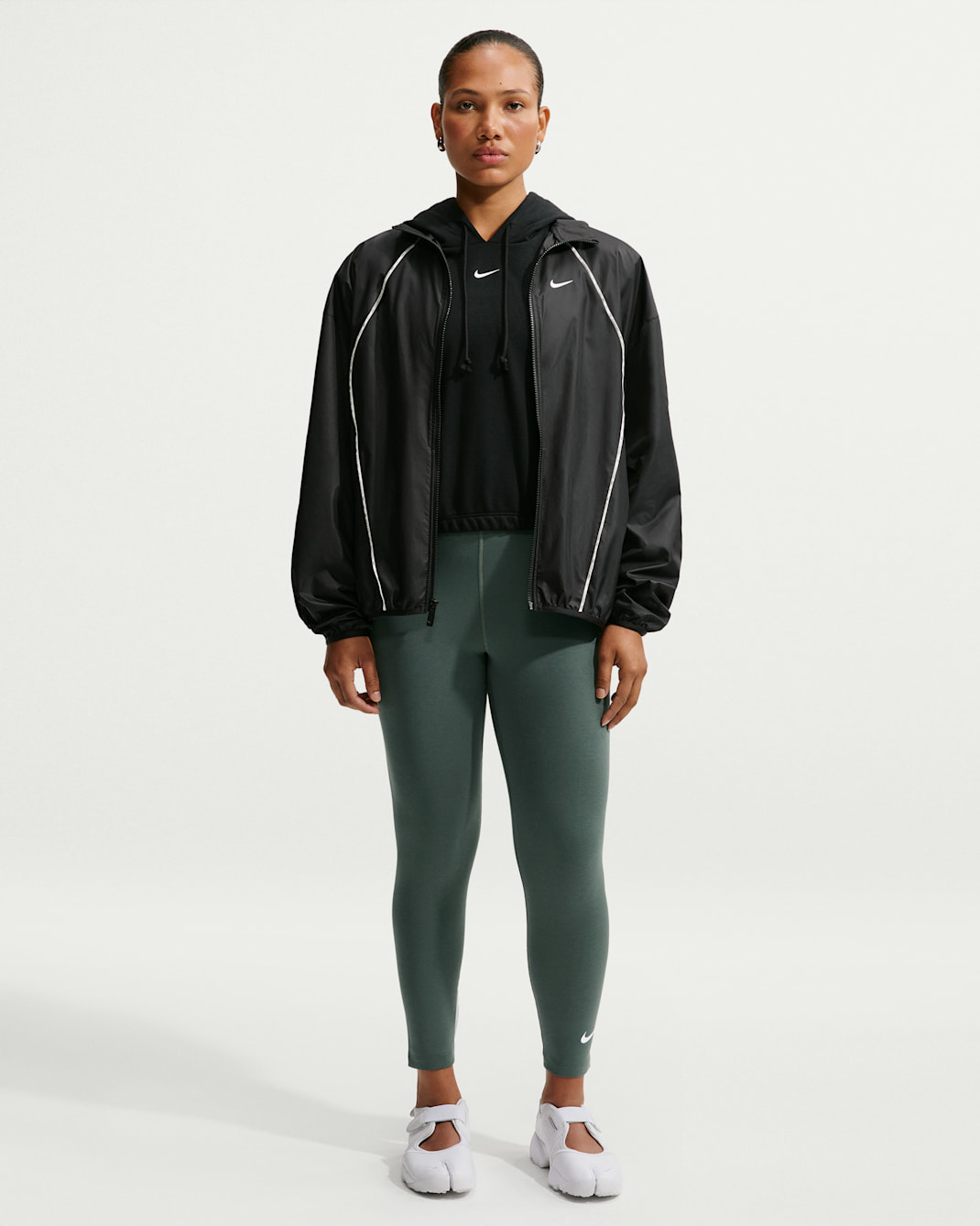 Nike Sportswear Classic Women's High-Waisted 7/8 Leggings - Camo Green/White