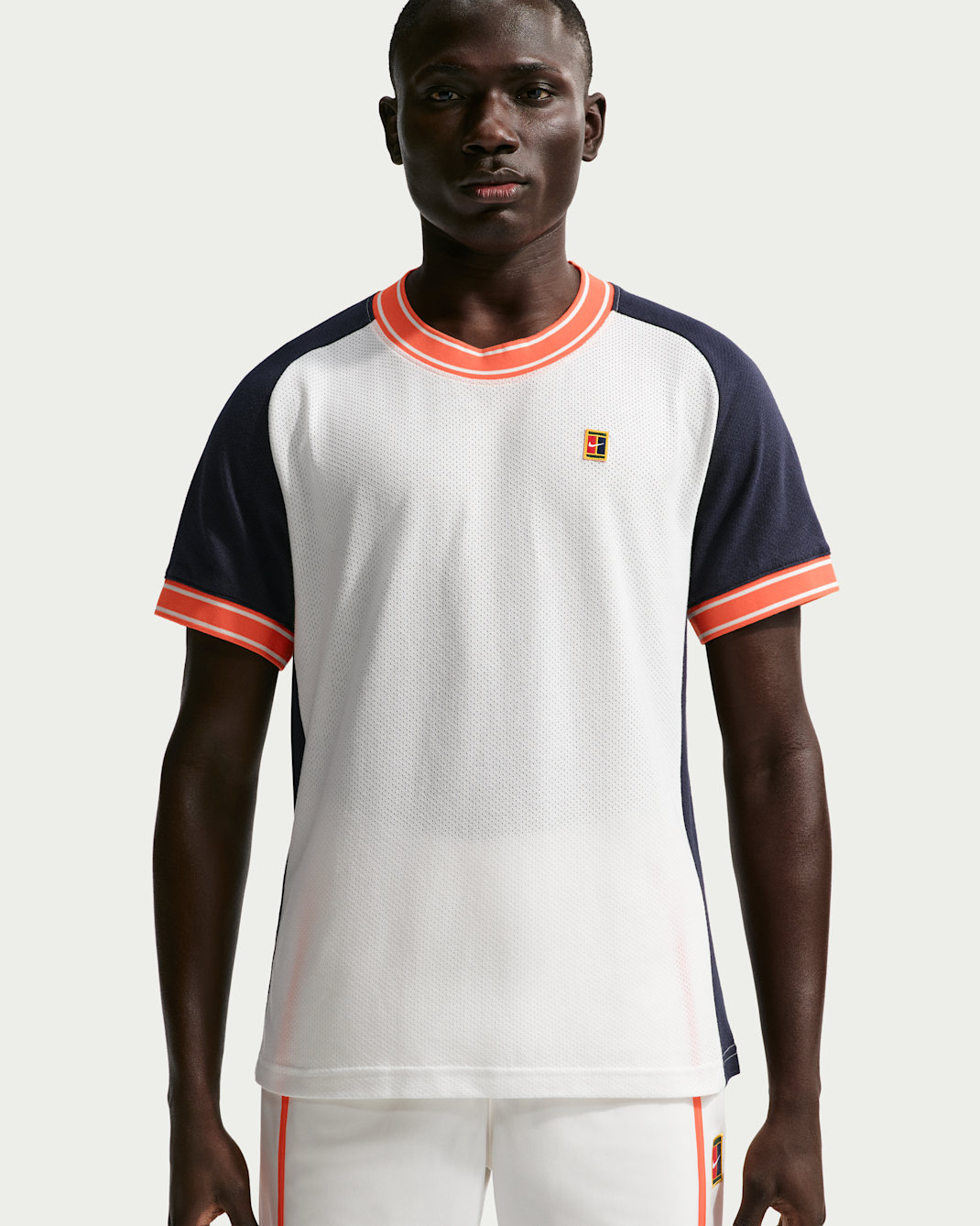 NikeCourt Heritage Men's Short-Sleeve Tennis Top - Sail/Dark Obsidian