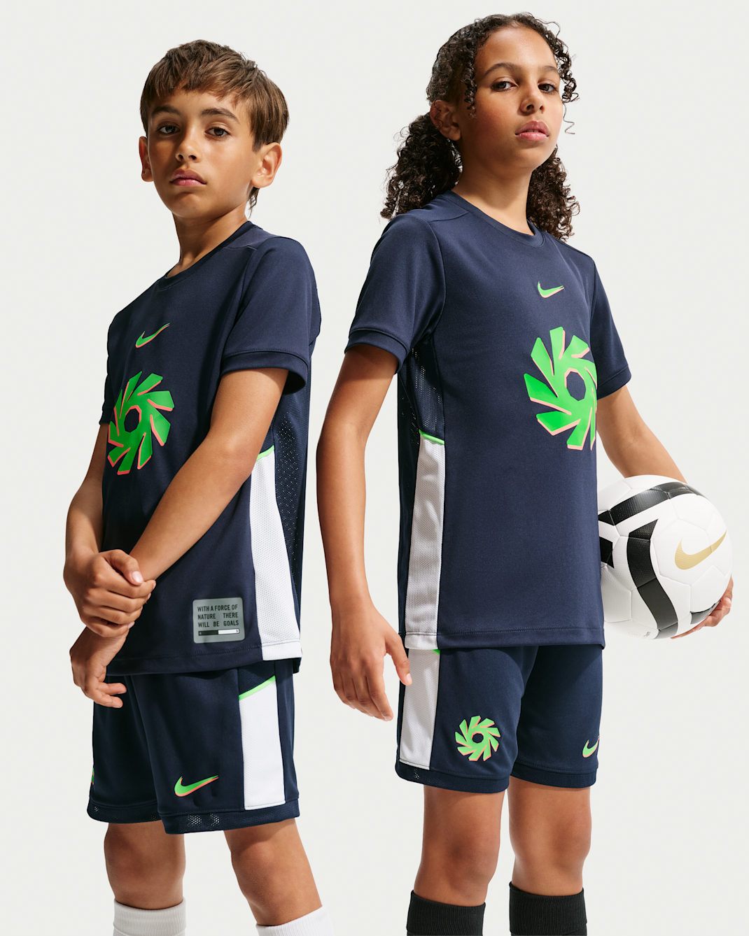 Erling Haaland Academy Older Kids' Nike Dri-FIT Football Top - Obsidian/White/Green Strike/Green Strike