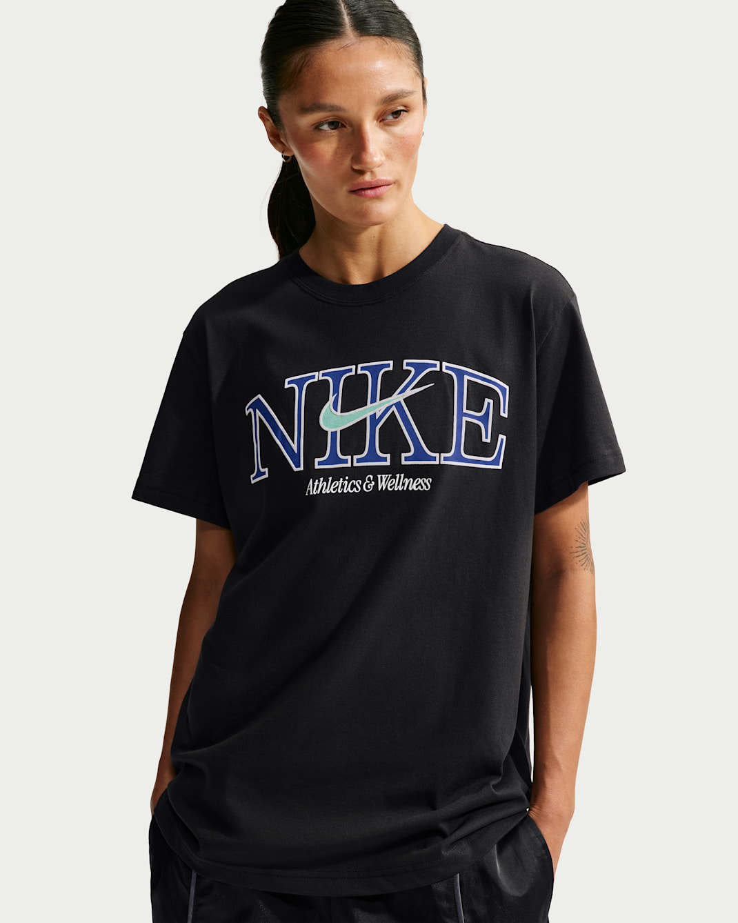 Nike Sportswear Classic Women's Oversized T-Shirt - Black