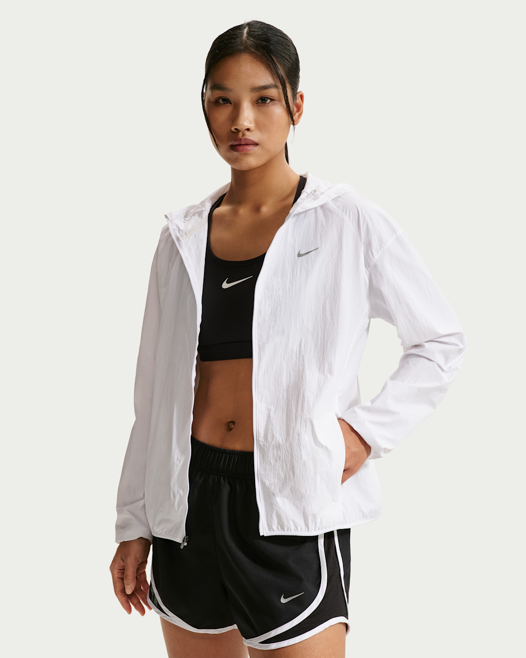 나이키 템포 여성 UV 프로텍션 경량 러닝 재킷 - 화이트