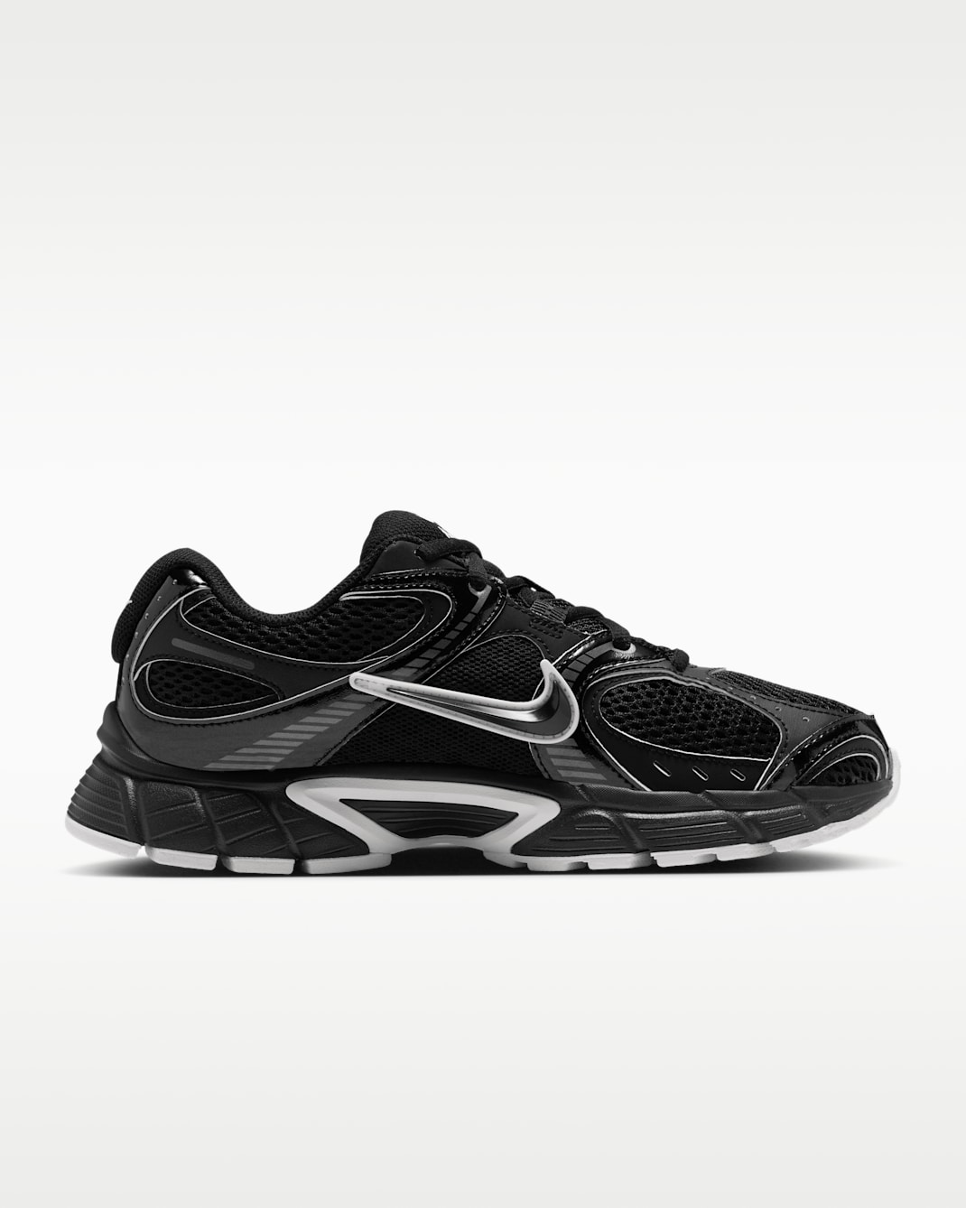 Nike V5 RNR Women's Shoes with Reflective Accents