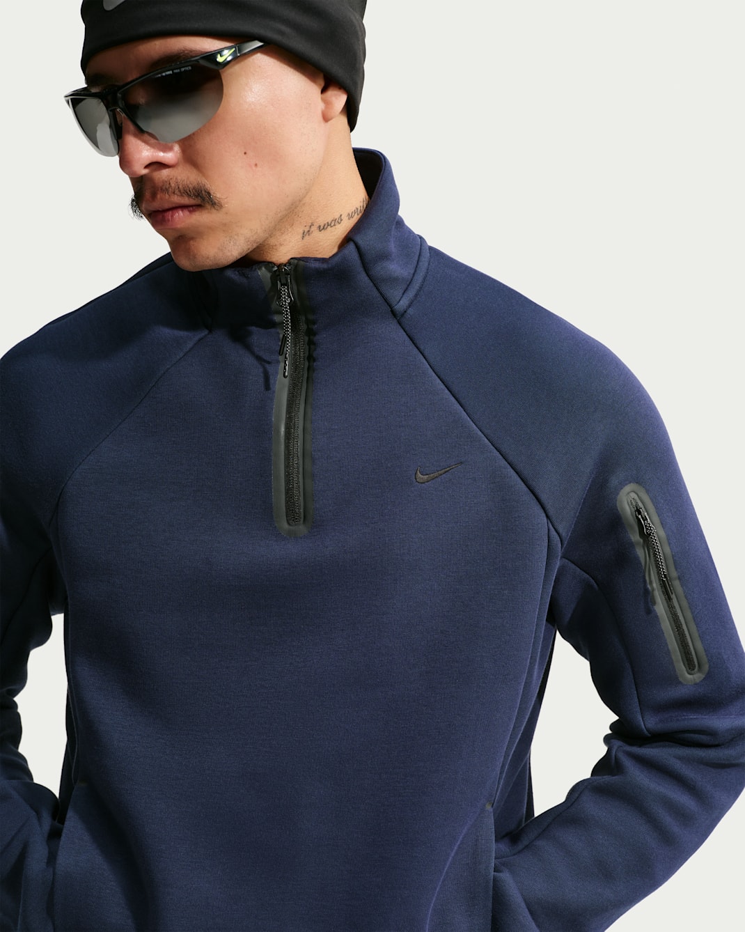 Nike Tech Men's Fleece Quarter-Zip Top - Obsidian/Black