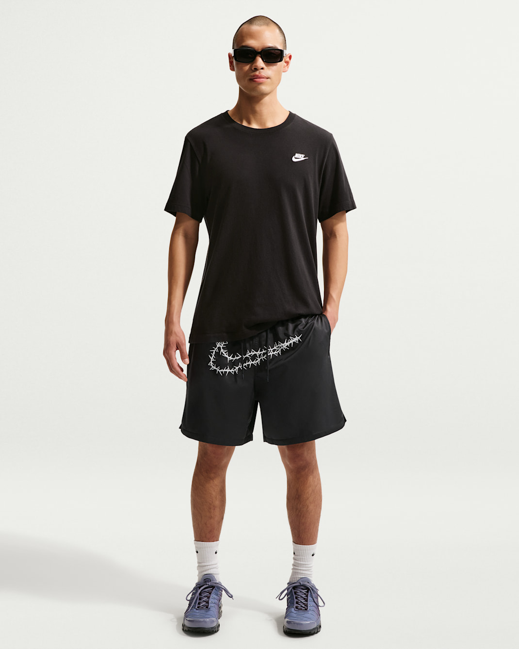 나이키 클럽 남성 우븐 플로우 쇼츠 - 블랙/퓨어 플래티넘