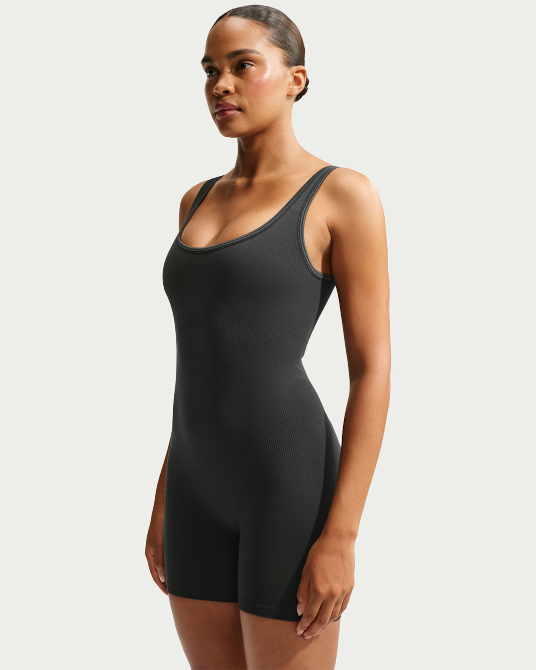Combinaison à encolure dégagée NikeSKIMS Ribbed Seamless 13 cm pour femme - NSKM Obsidian/NSKM Armor