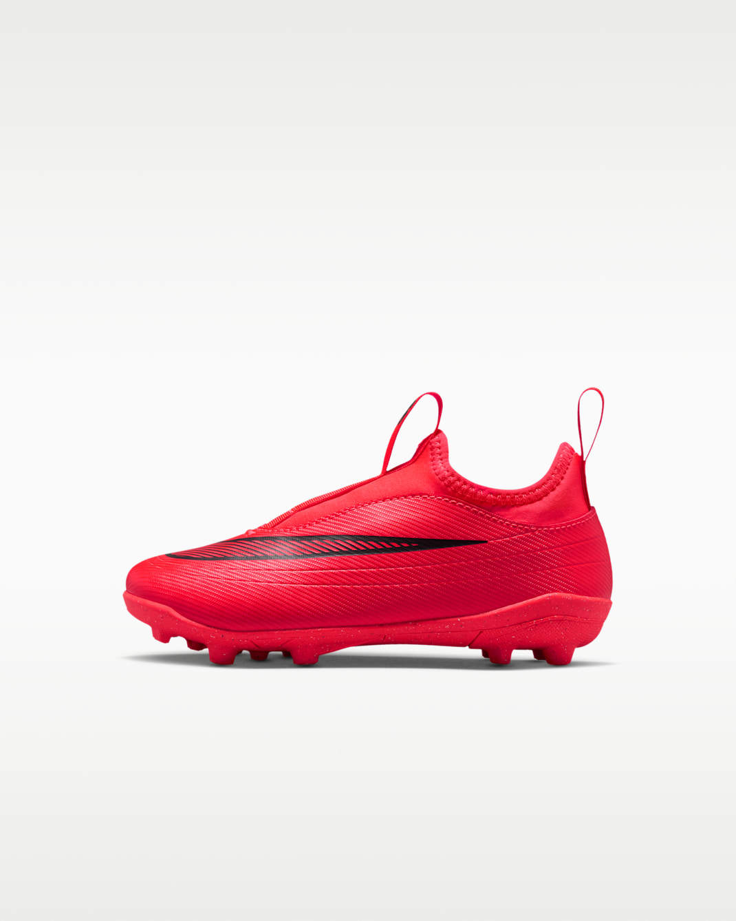 Nike Jr. Mercurial Vapor 17 Club Little Kids' Multi-Ground Low-Top Soccer Cleats - Bright Crimson/Blur