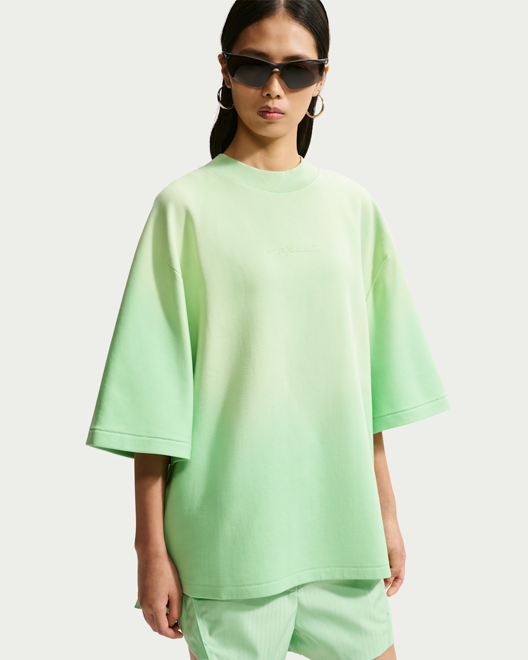 Nike Energy Women's Oversized Short-Sleeve T-Shirt - Cucumber Calm
