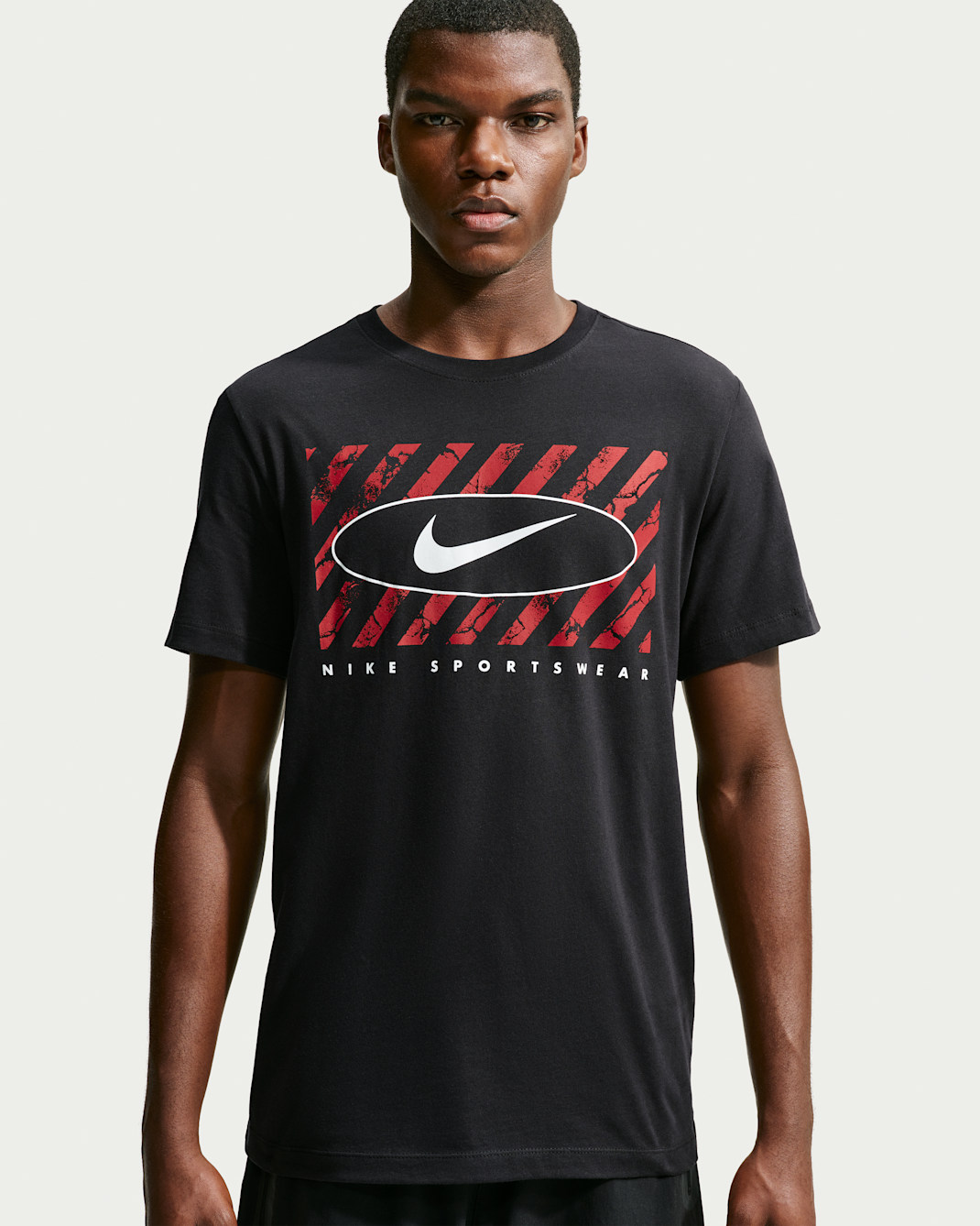 Nike Sportswear T-Shirt (Herren) - Schwarz
