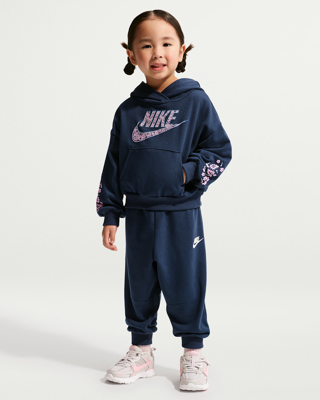 Playera de corte cuadrado Juxta-Girl infantil Nike - Azul marino medianoche