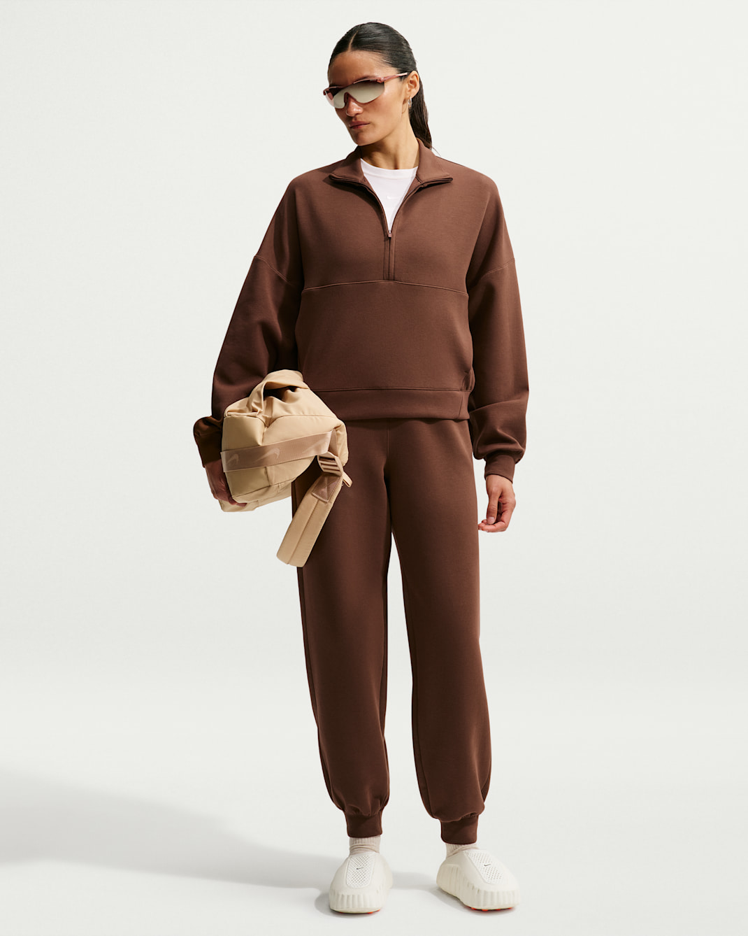Nike 24.7 ImpossiblySoft Women's Dri-FIT High-Rise Joggers - Cacao Wow/Mosswood Brown