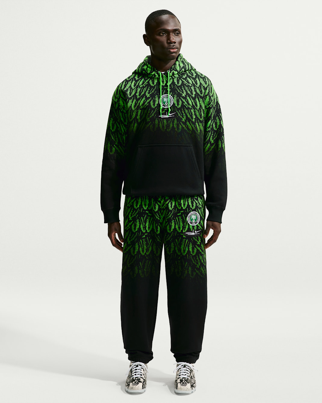 Pantalon en tissu Fleece Nike x Nigeria x Slawn pour homme - Noir/Poison Green/Blanc