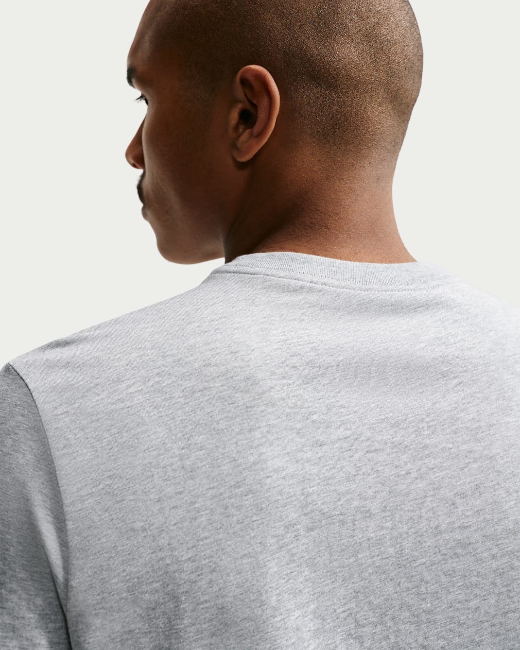 Nike Sportswear Men's Standard T-Shirt