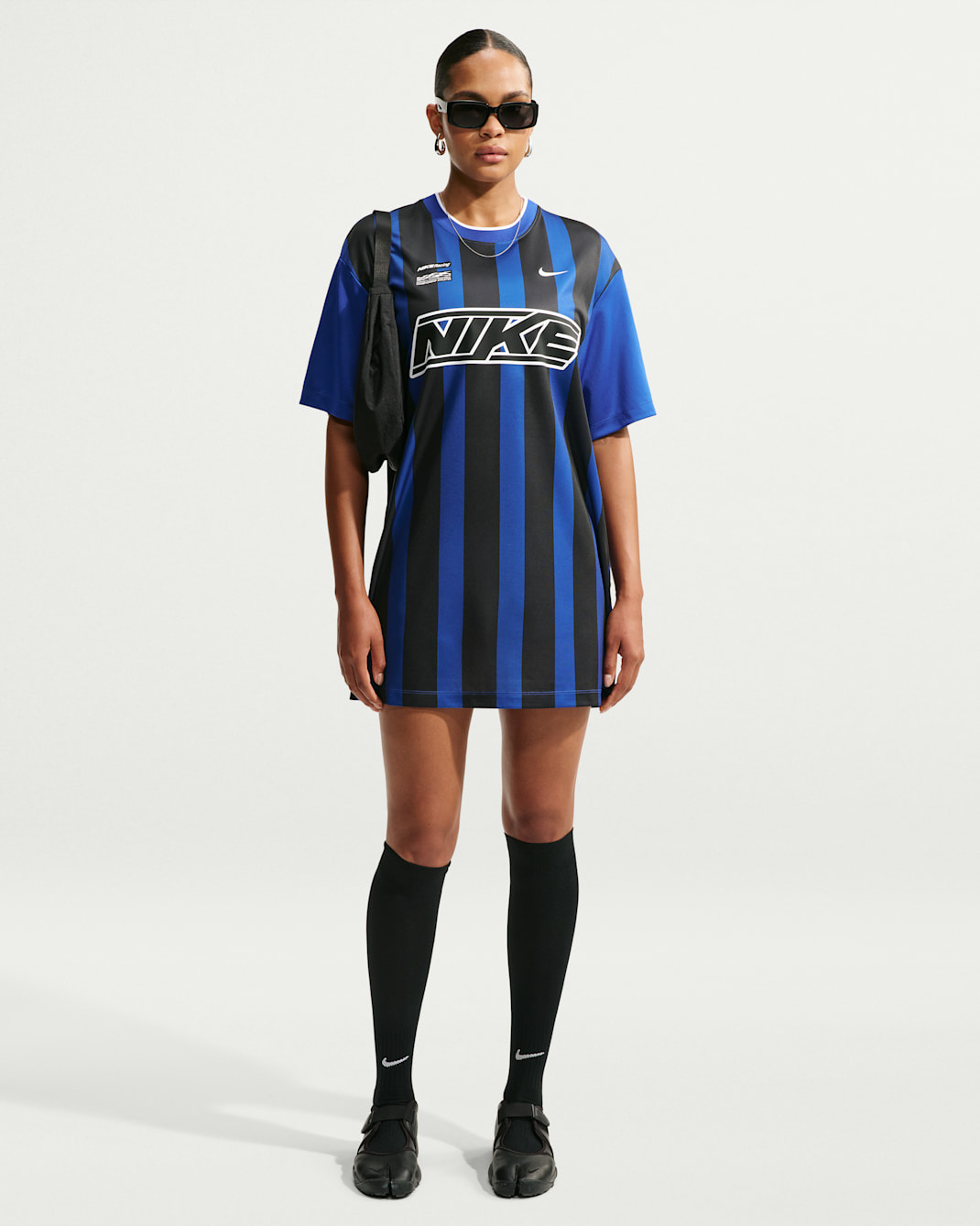 Minivestido de tela de punto oversized para mujer Nike Sportswear - Azul eléctrico/Negro/Blanco