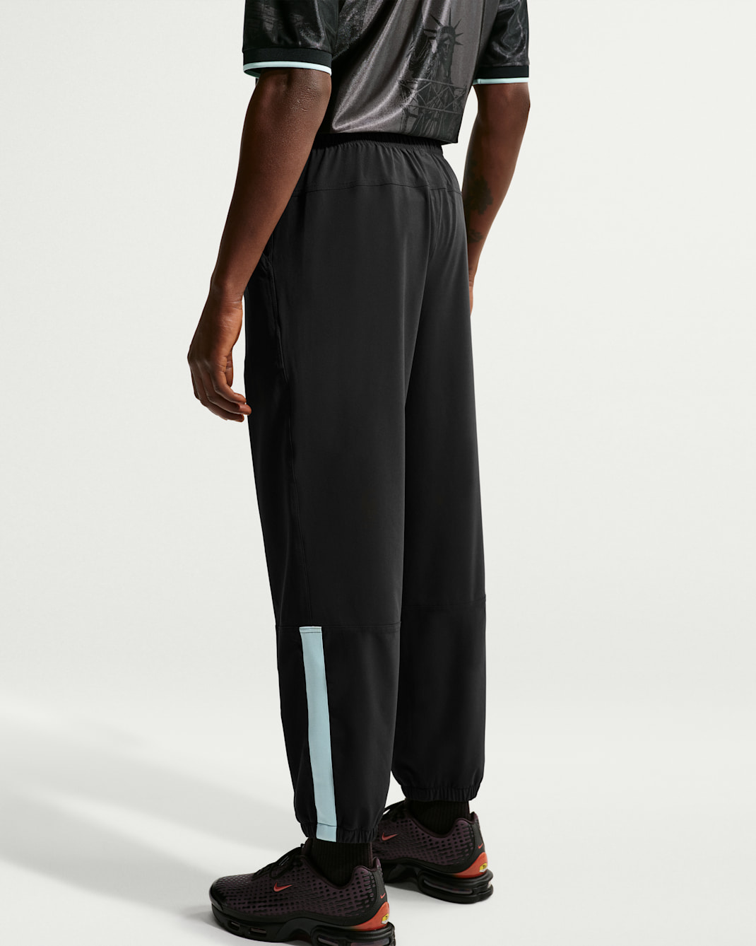 FFF Energy Men's Nike Dri-FIT Soccer Woven Pants