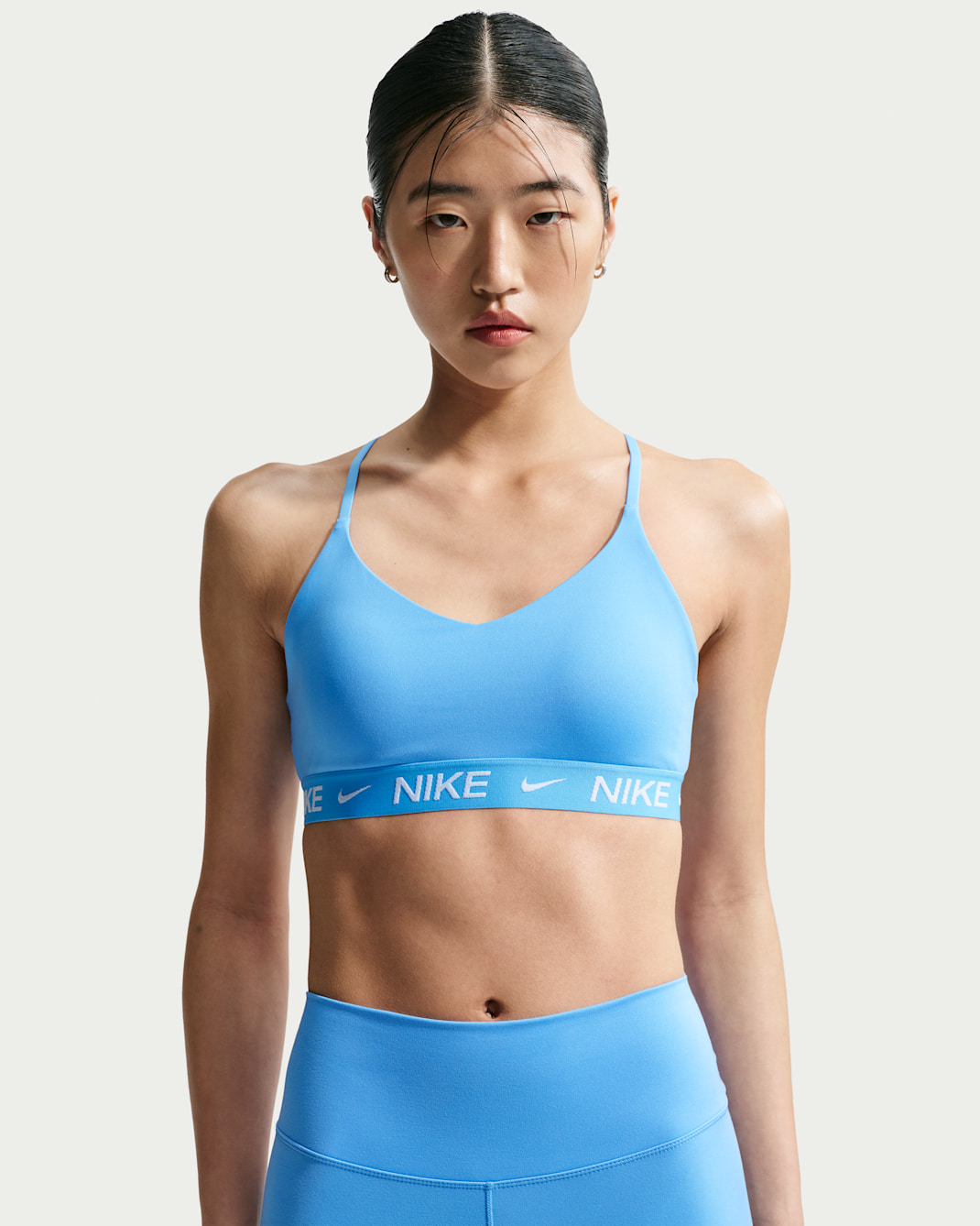 나이키 인디 라이트 서포트 여성 패드 어저스터블 스포츠 브라 - 유니버시티 블루