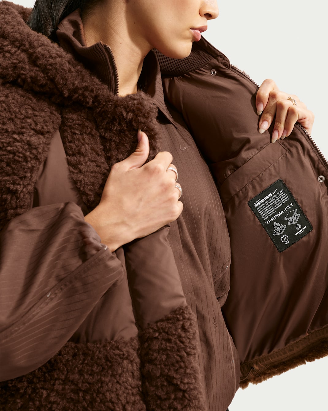 Nike Sportswear Swoosh Series Women's Loose Therma-FIT Hooded Down Vest