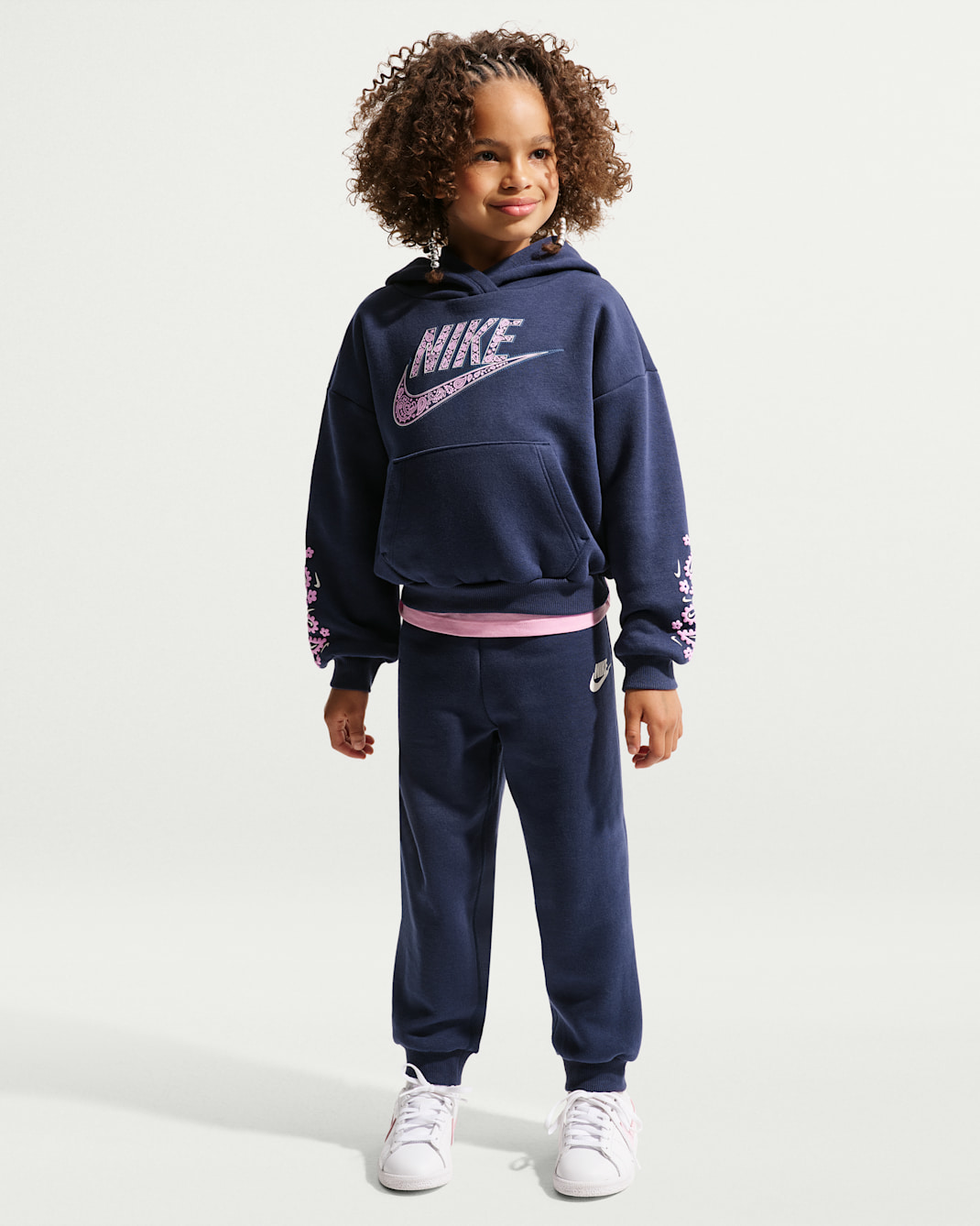 Conjunto de sudadera con gorro y pantalones de entrenamiento para niños talla pequeña Nike Retro Remix - Azul marino medianoche
