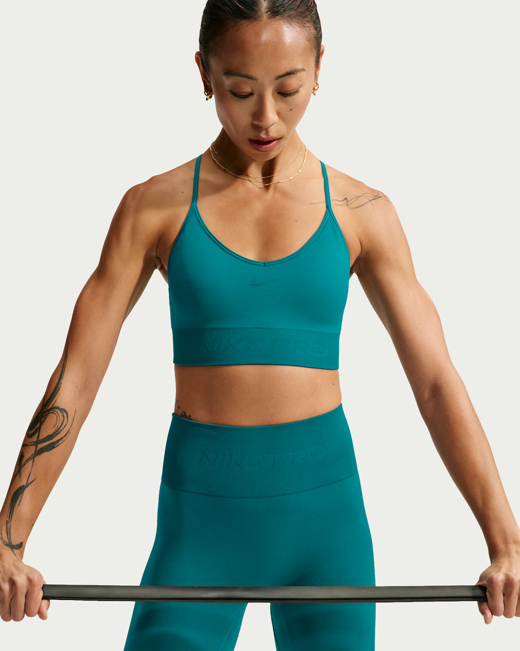 Nike Pro Seamless Women's Light-Support Padded Sports Bra - Bright Spruce