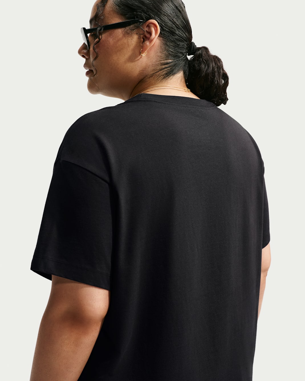 Nike Sportswear Classic Women's Oversized T-Shirt (Plus Size)