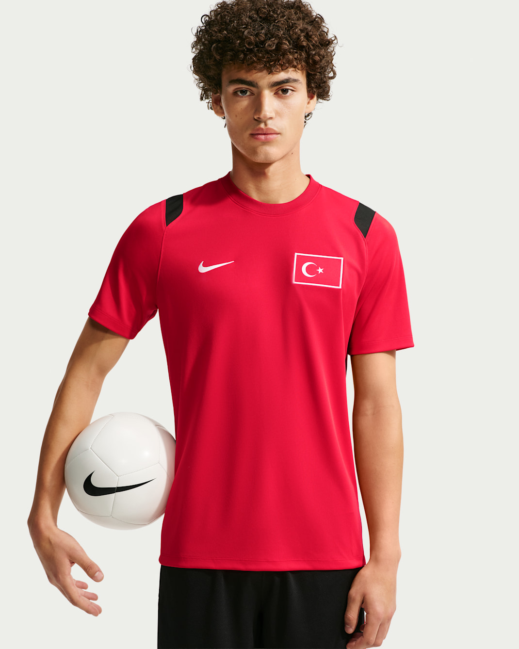Haut de foot à manches courtes Nike Dri-FIT Turquie 2026 Academy Pro Short-Sleeve top pour homme - Sport Red/Noir/Blanc