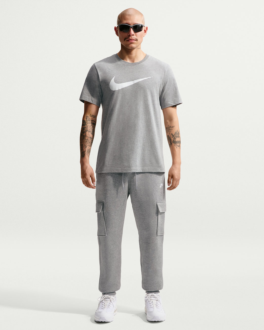 Pants cargo de tejido Fleece para hombre Nike Club - Gris oscuro jaspeado/Gris humo claro/Blanco