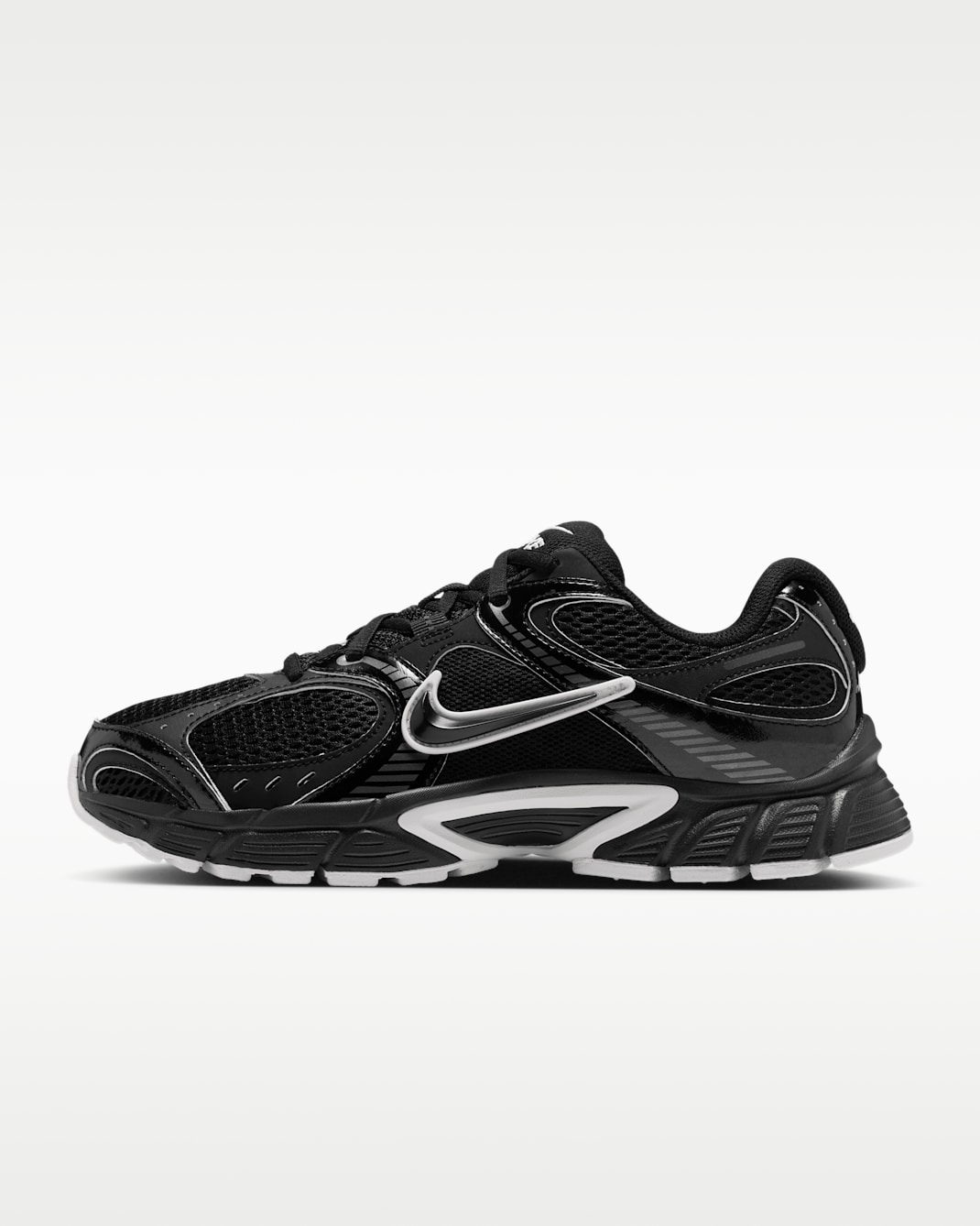 Nike V5 RNR Women's Shoes with Reflective Accents - Black/White/Black