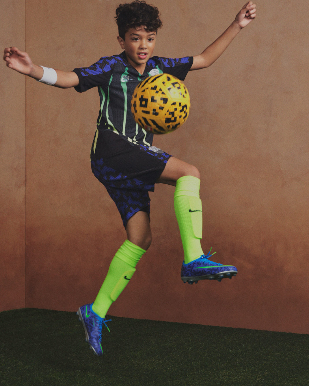 Nike x LEGO® Collection Big Kids' Aero-FIT Soccer Shorts