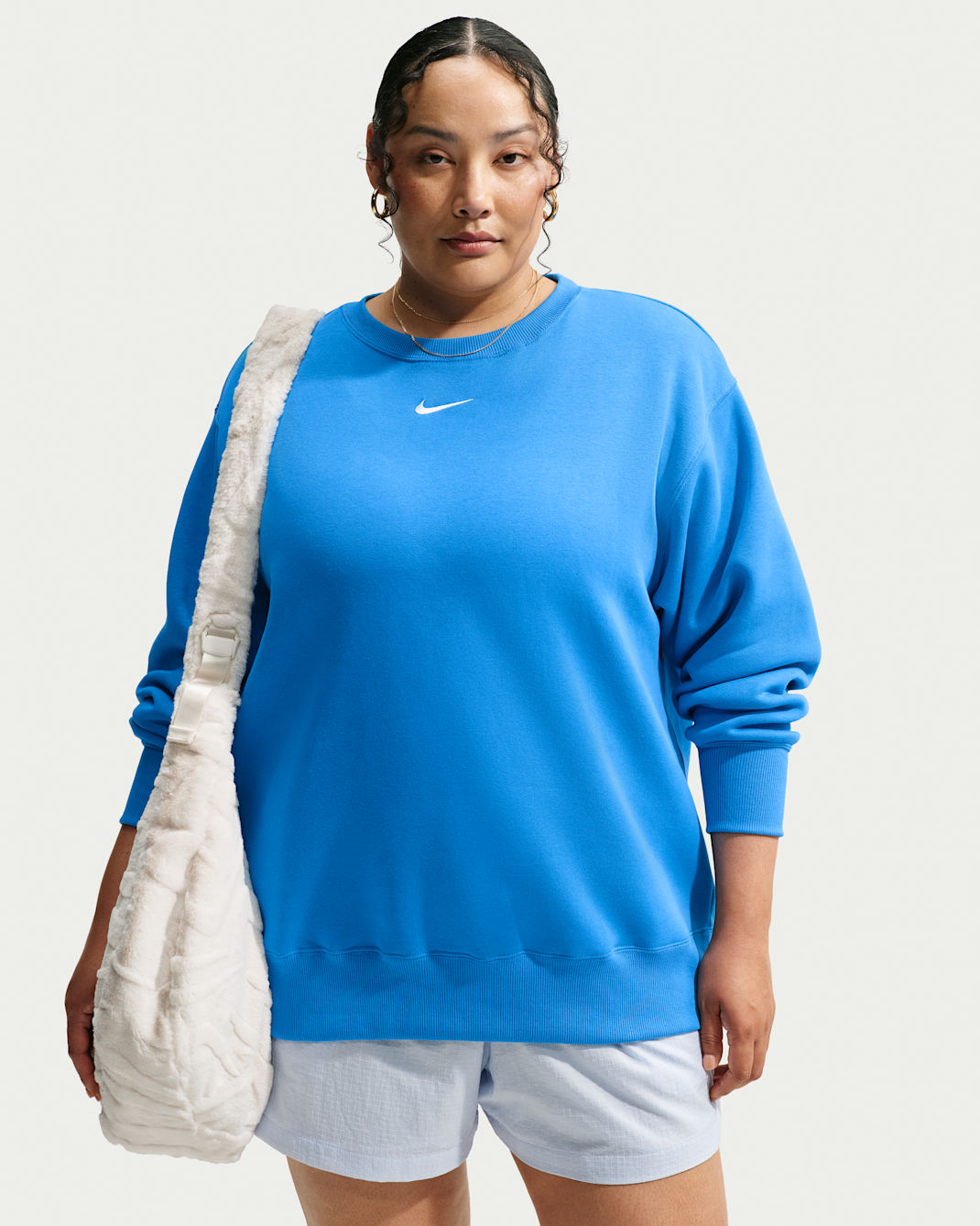 Nike Sportswear Phoenix Fleece Women's Oversized Crew-Neck Sweatshirt (Plus Size) - Light Photo Blue/Sail