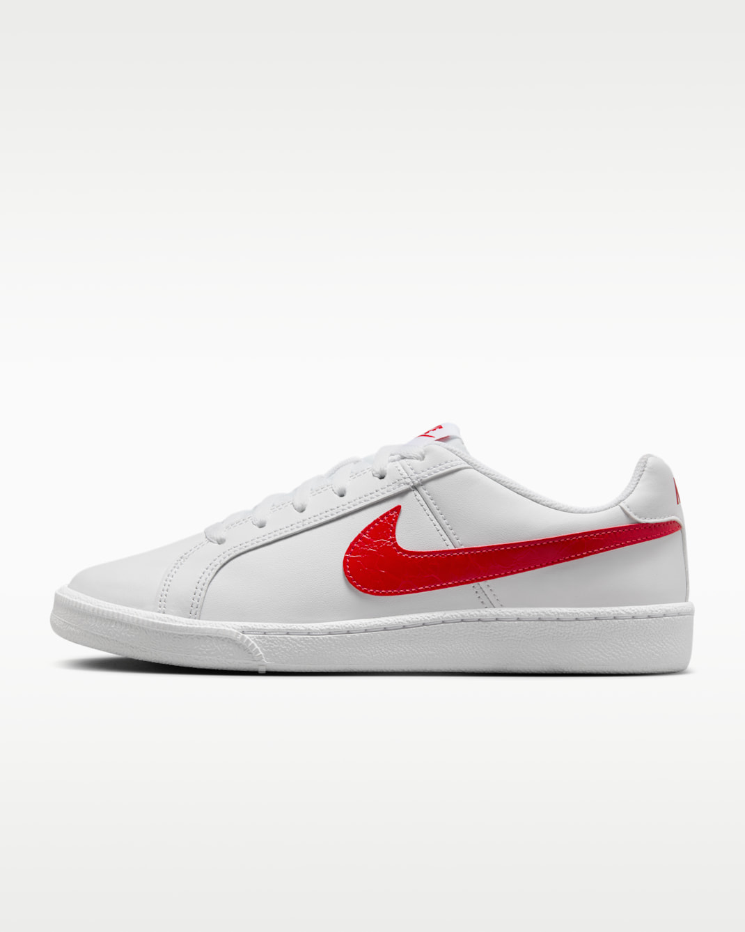 NikeCourt Royale Women's Shoe - White/White/University Red