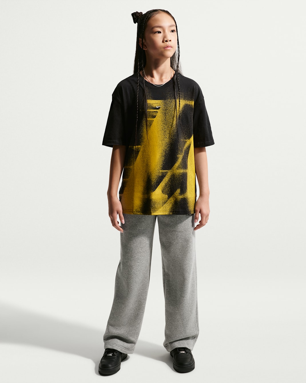 Los Angeles Lakers Nike Edge 26 Big Kids' Short-Sleeve T-Shirt