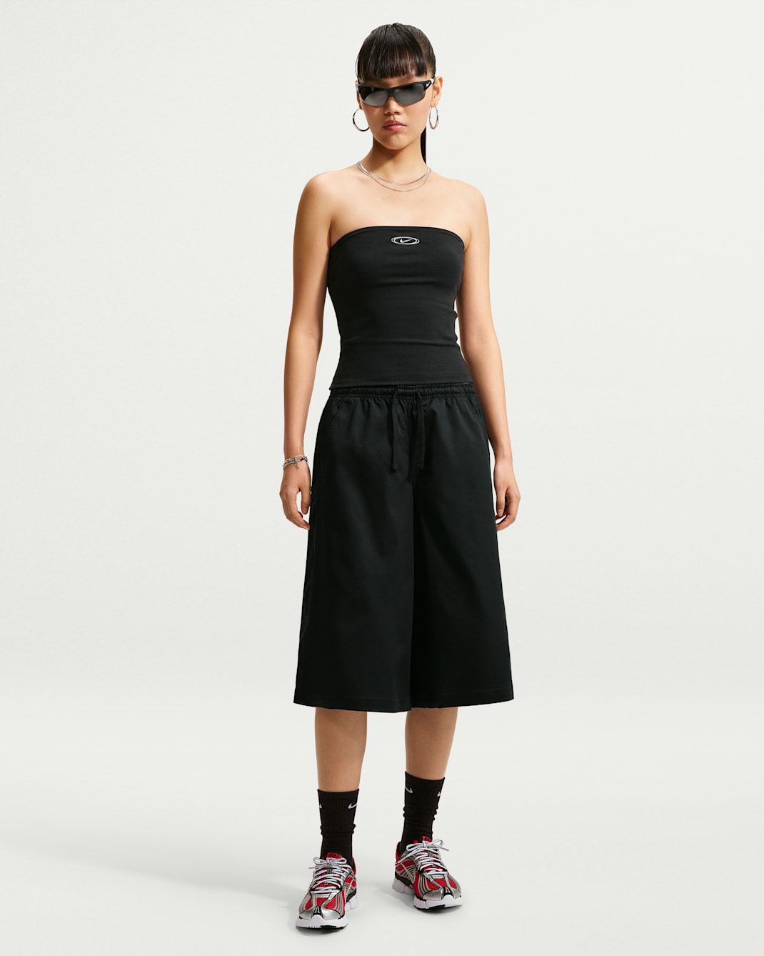 Nike Sportswear Women's Oversized Mid-Rise Parachute Shorts - Black/Black