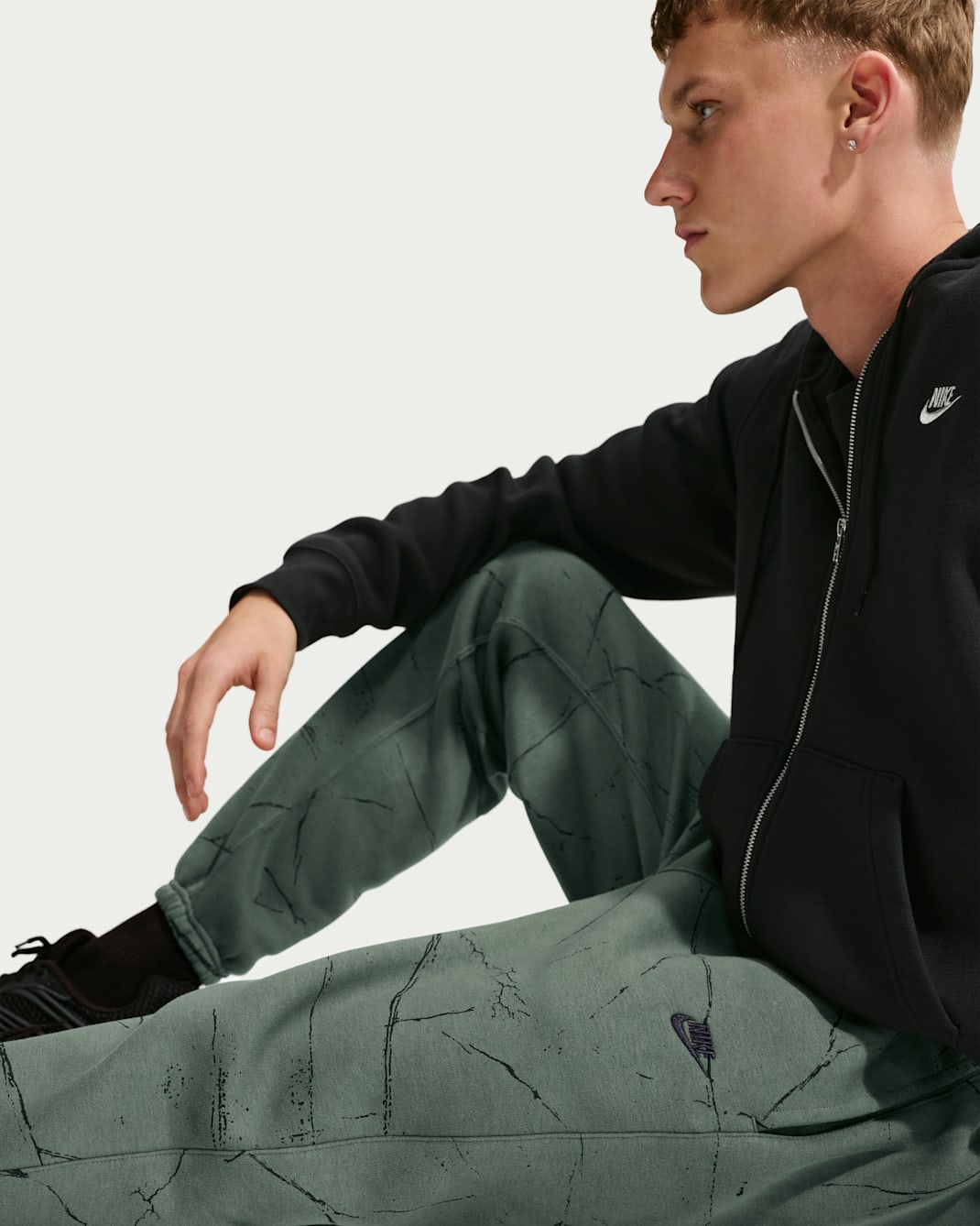Nike Club Men's Fleece Cuffed Pants