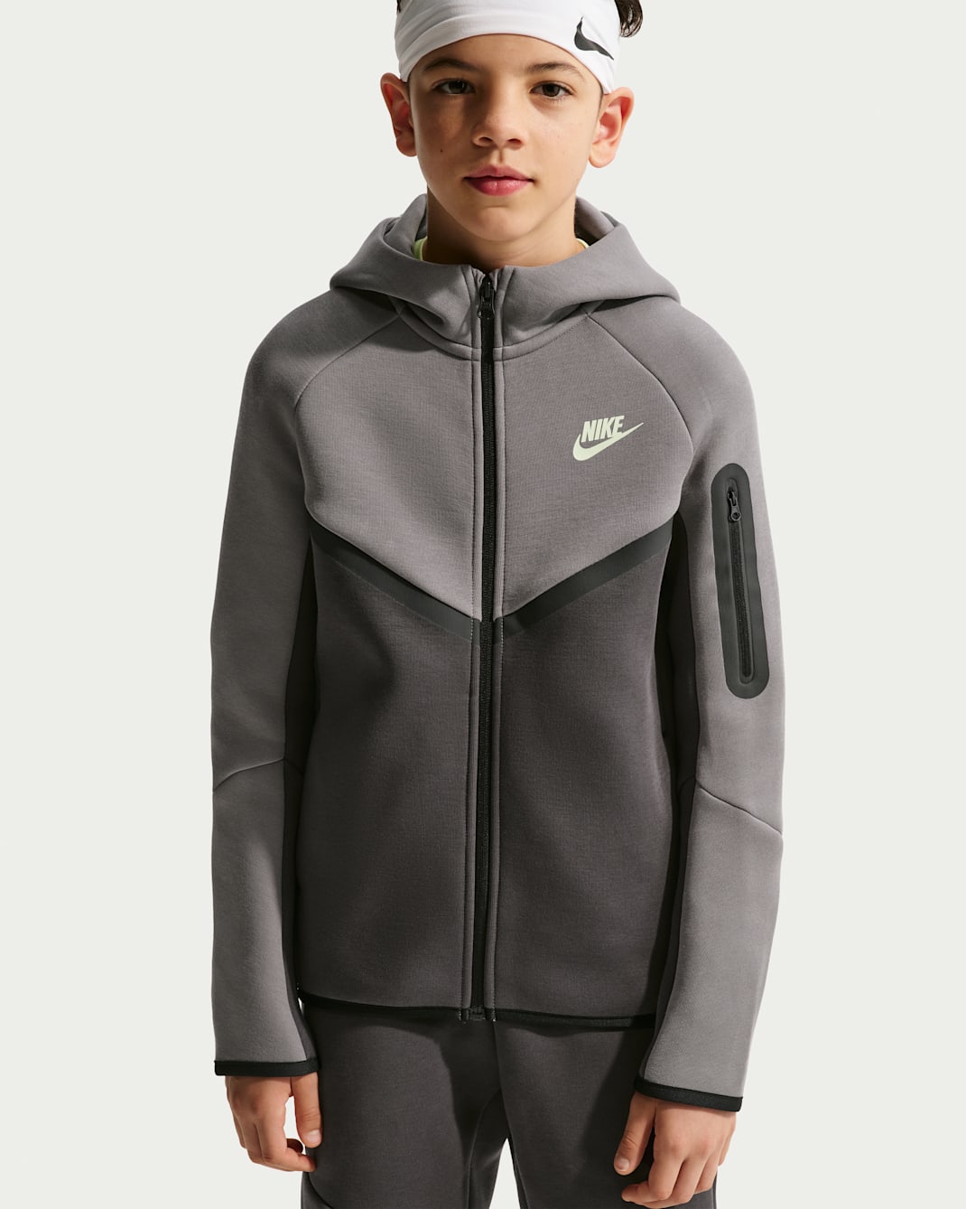 Nike Sportswear Tech Fleece Older Kids' Full-Zip Hoodie - Pencil Point/Anthracite/Black/Light Liquid Lime