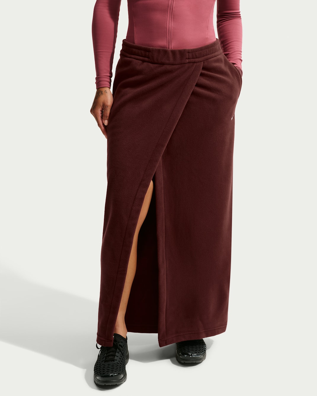 Nike One Women's Therma-FIT Mid-Rise Fleece Maxi Skirt