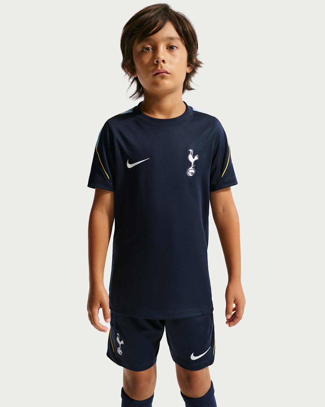 Tottenham Hotspur Strike Big Kids' Nike Soccer Dri-FIT Short-Sleeve Top