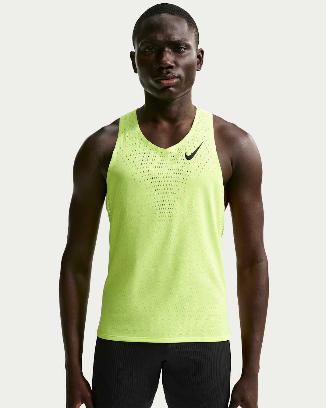 Camiseta sin mangas de correr Dri-FIT ADV para hombre Nike AeroSwift - Volt/Negro