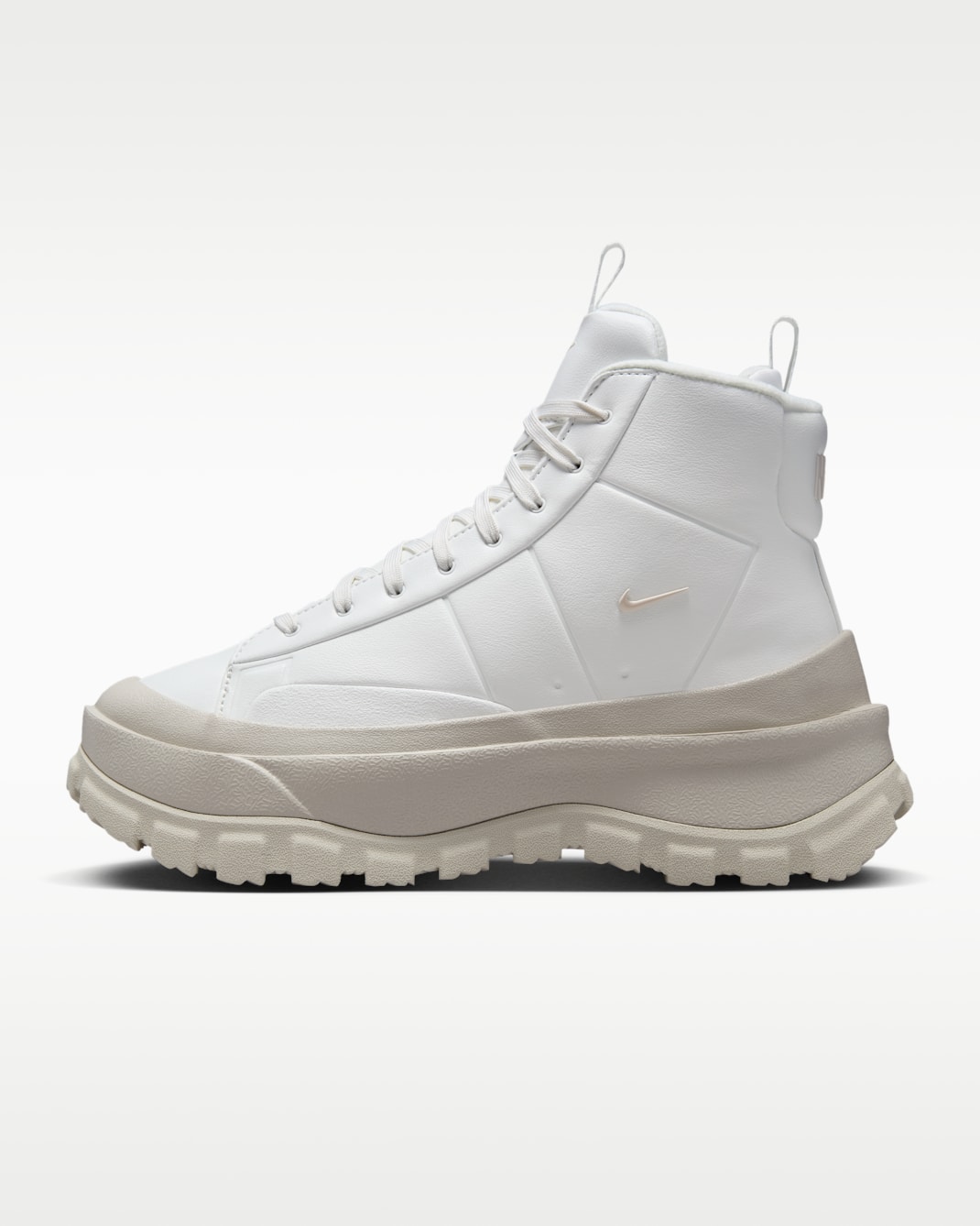 Nike Blazer Roam Mid Women's Winterized Shoes - Summit White/Light Bone/University Gold/Phantom