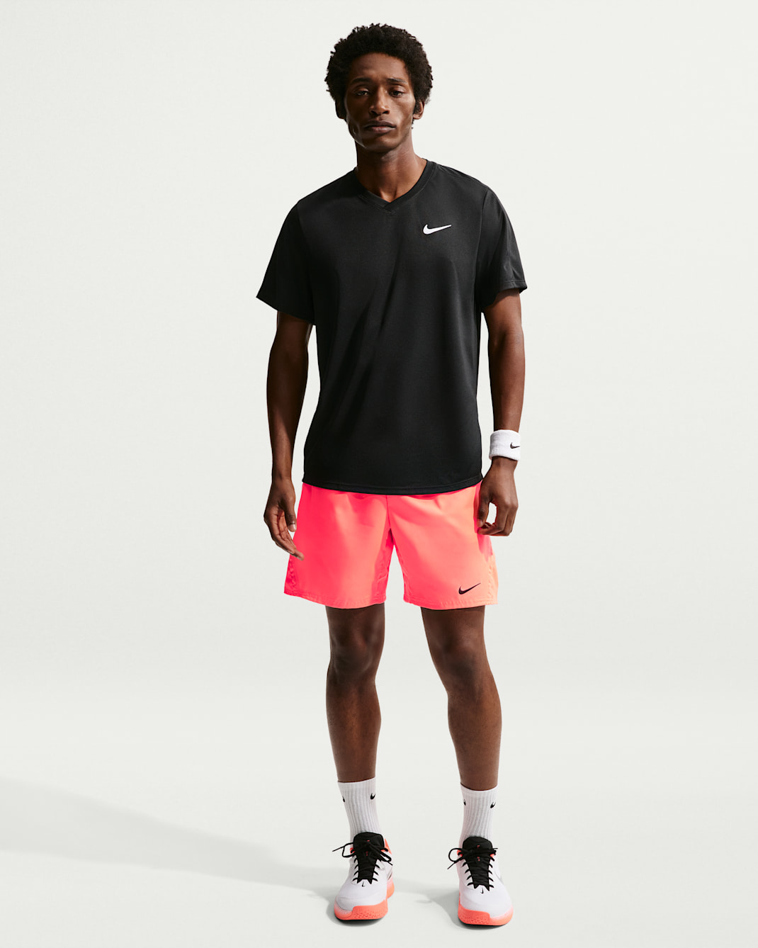 NikeCourt Victory Men's Dri-FIT 7" Tennis Shorts - Hot Lava/Black