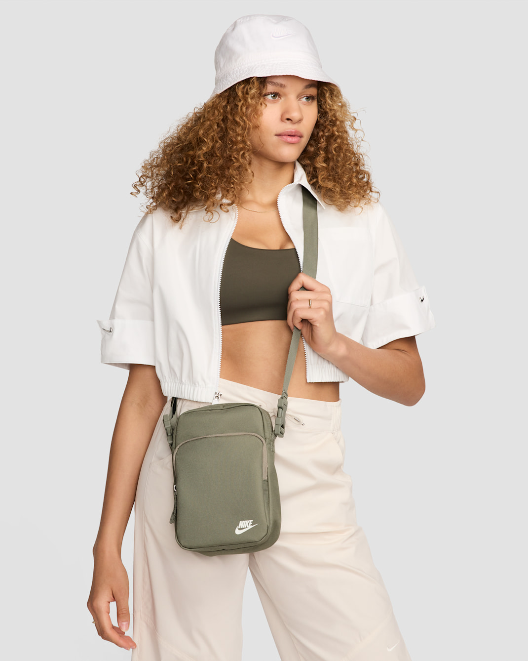 กระเป๋าพาดลำตัว Nike Heritage (4 ล.) - Light Army/Light Army/Sail
