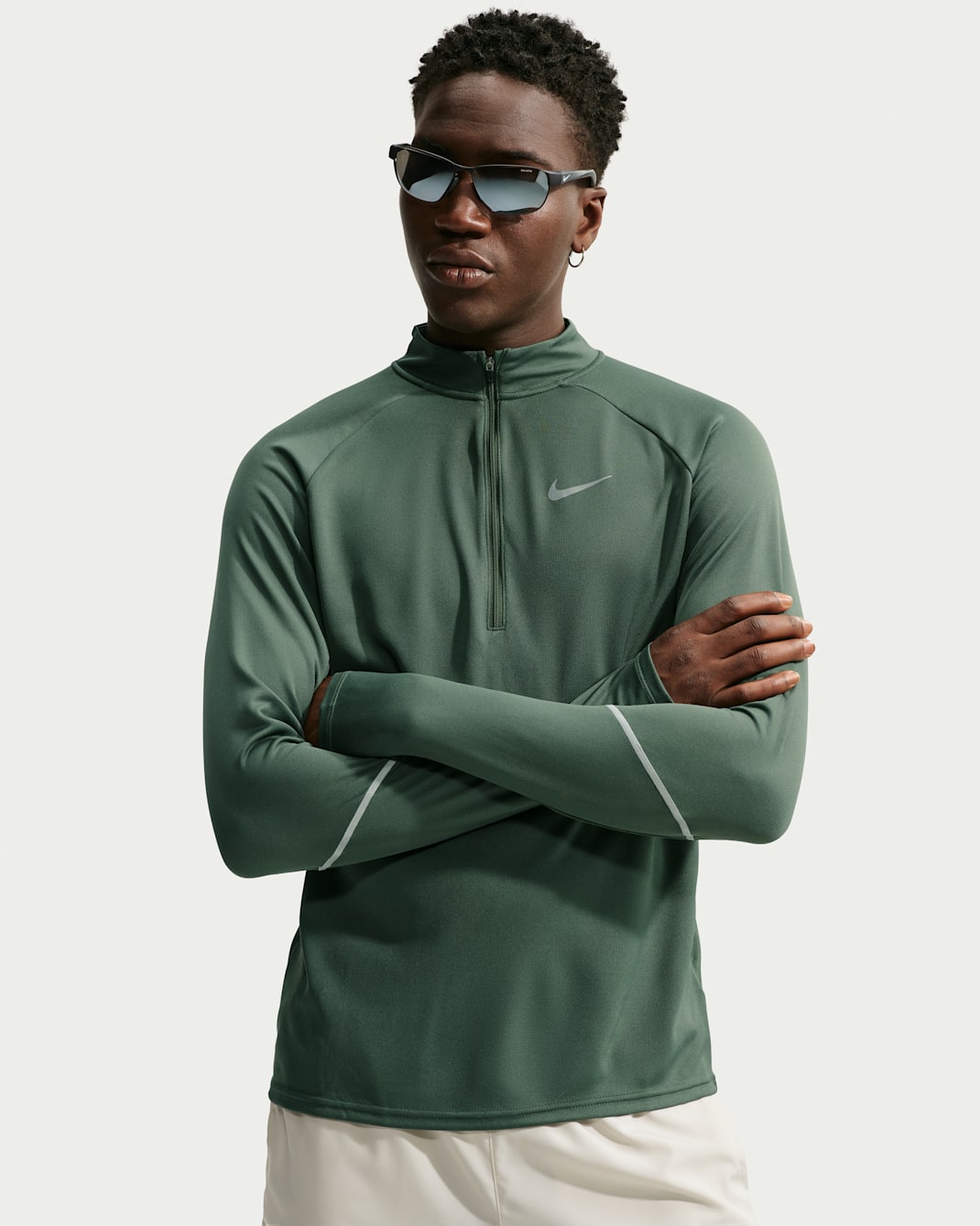 Pánské běžecké tričko Nike Miler Dri-FIT s polovičním zipem - Camo Green/Černá